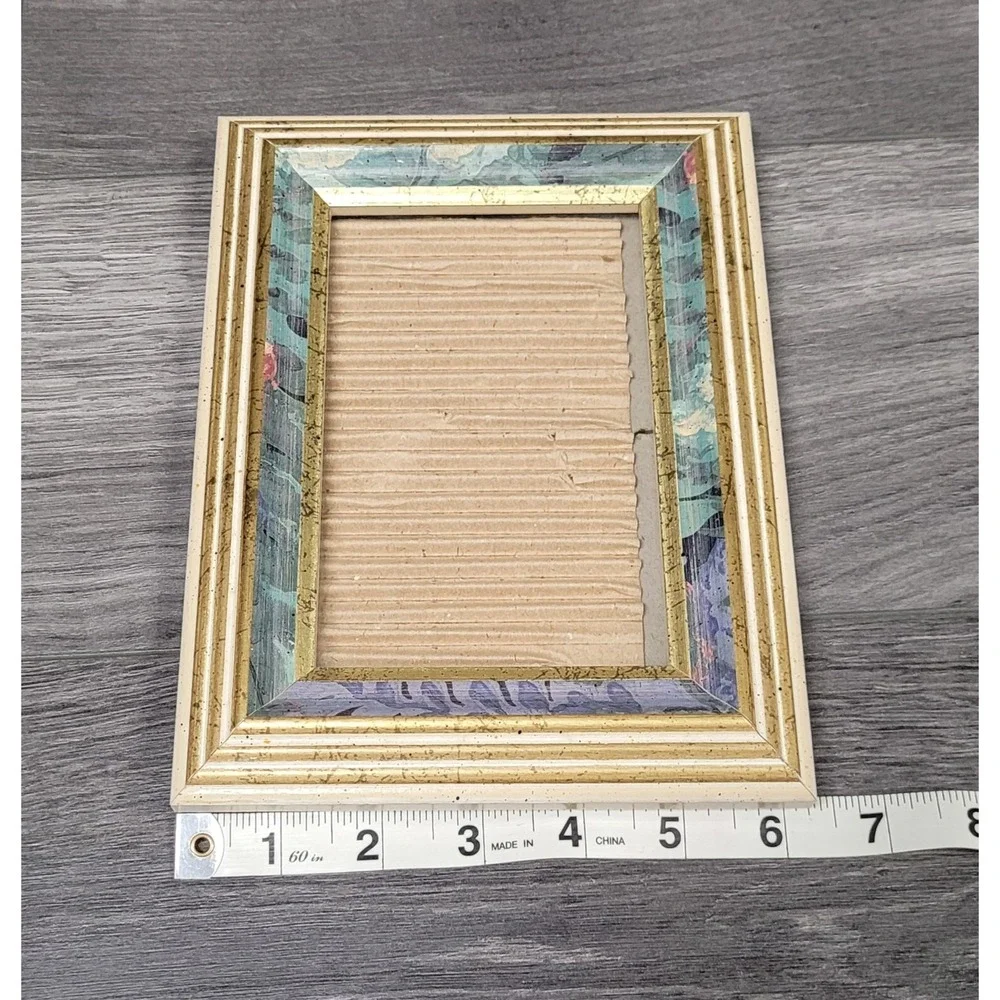 Fetco 6 x 4 Photo Frame Green/Purple/Multi-color Border
